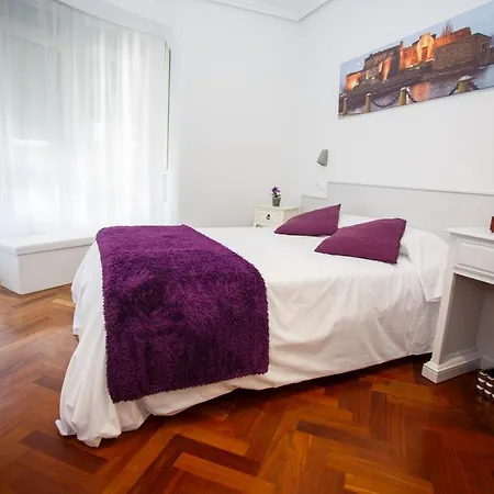 Costa Coruna Hotel *