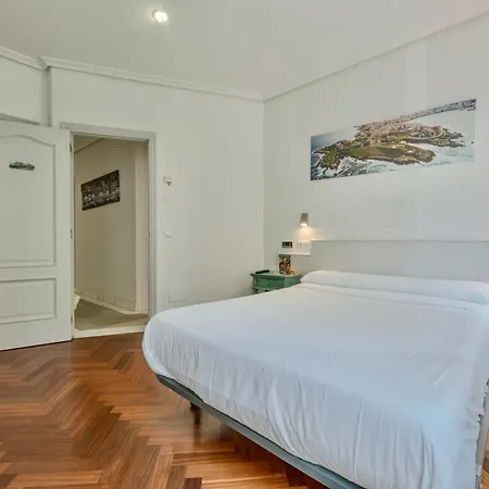 Costa Coruna Hotel